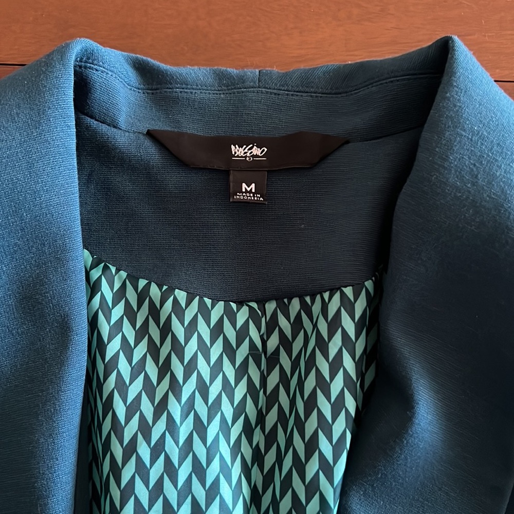 Blazer - Picture 2 of 4